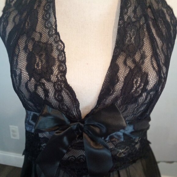 Black Plus Size Womens Halter Style V Neck Baby Doll Set - Picture 2 of 4